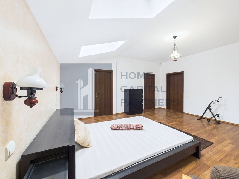 Branesti casa spatioasa de vanzare, gata de mutat, cu curte