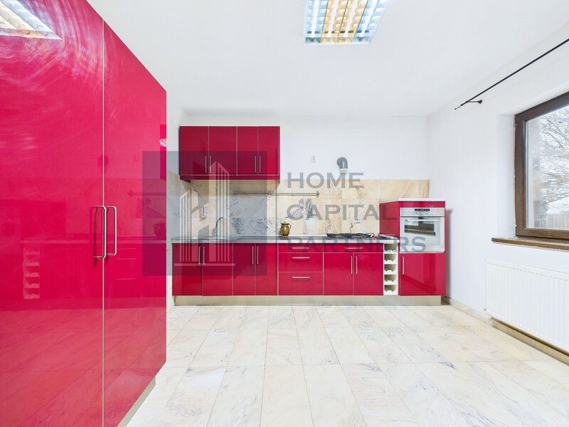 Branesti casa spatioasa de vanzare, gata de mutat, cu curte